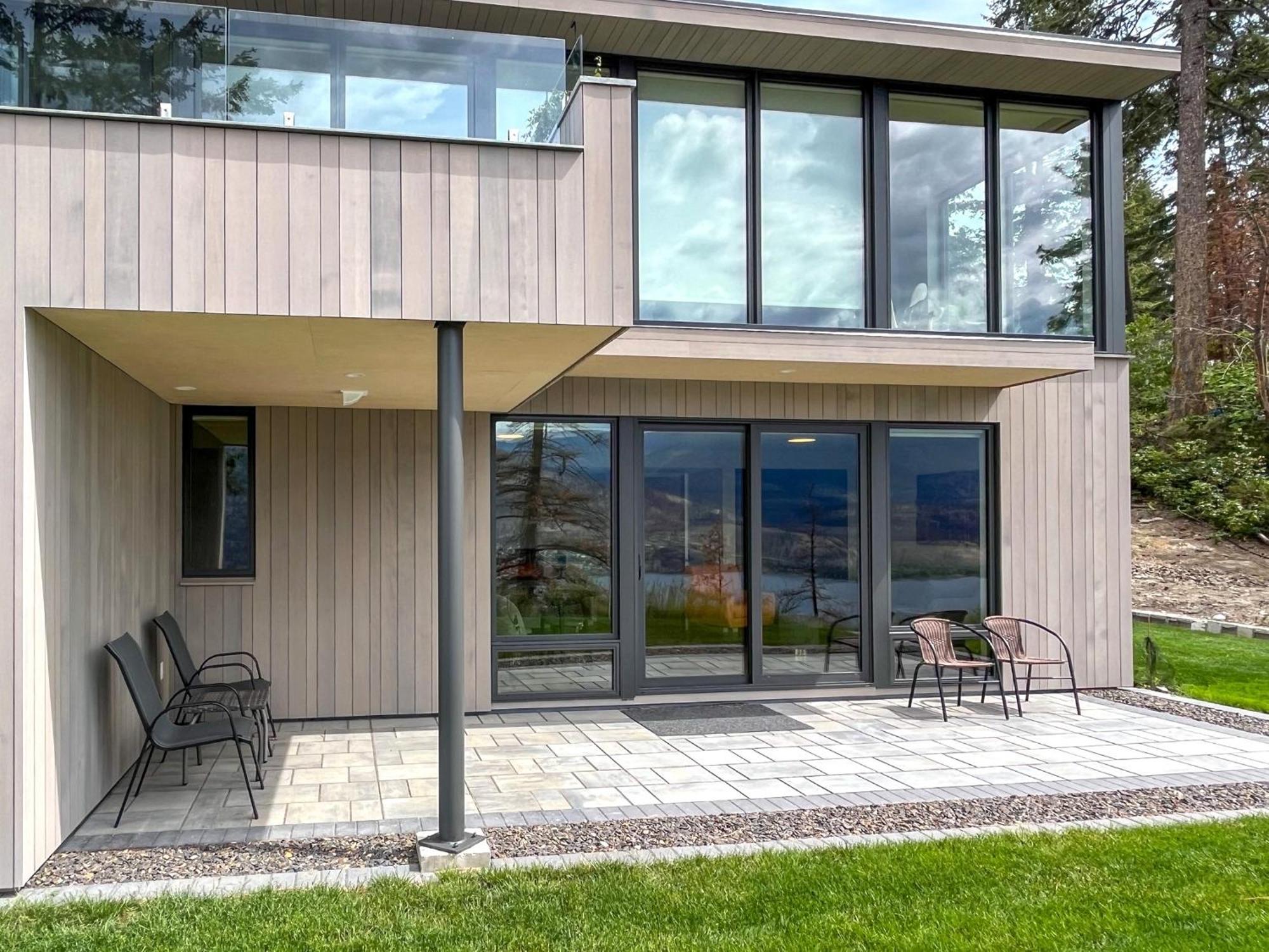 Kelowfornia Lakeview Retreat Kelowna Exterior foto