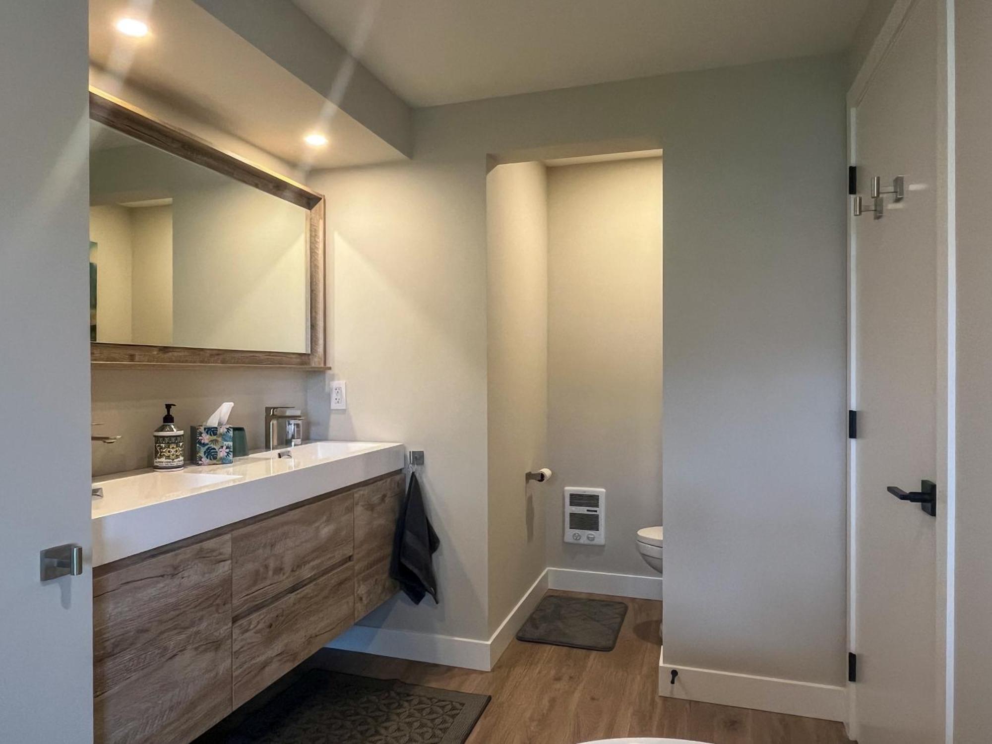 Kelowfornia Lakeview Retreat Kelowna Quarto foto